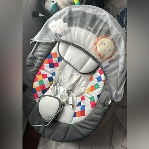 Baby electric swing